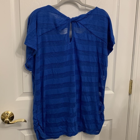 Faded Glory EUC semi-sheer royal blue t-shirt size XXL. - Picture 3 of 3